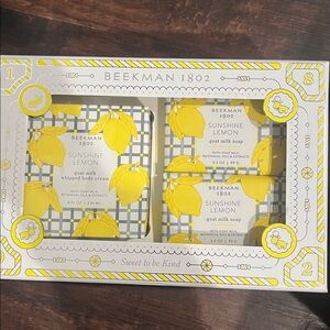 New Never open Beekman 3 Piece Sunshine Lemon Set